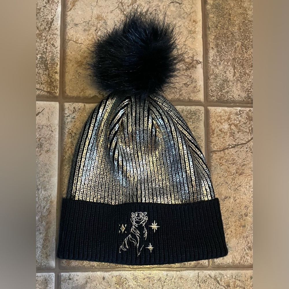 NWT Disney Aladdin Rajah gold pom beanie